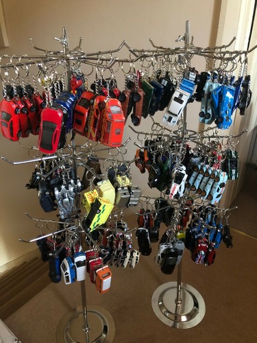 Model car keyrings even - car,